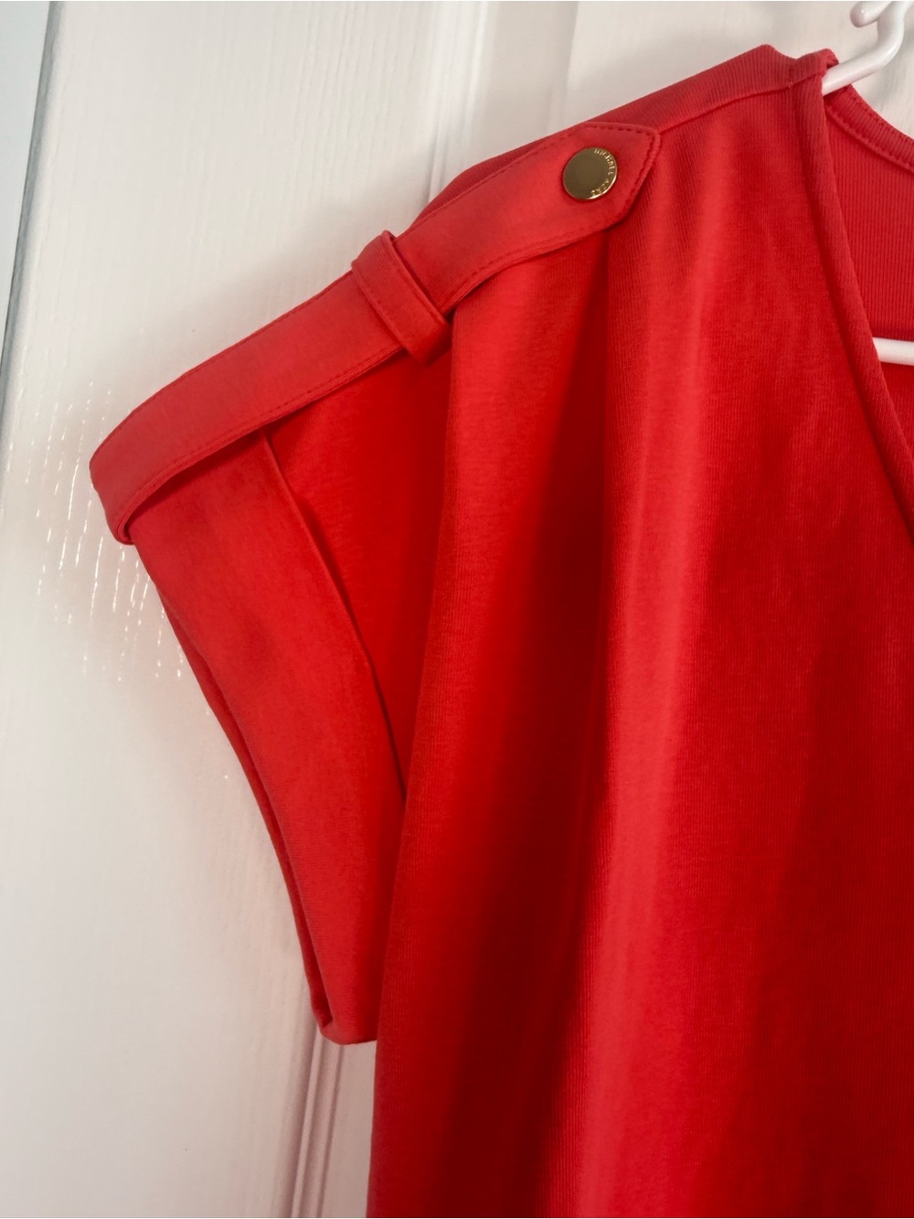 NWT Michael Kors, orange V-Neck Short Sleeve Top with Shoulder Tabs, size M - Picture 7 of 12